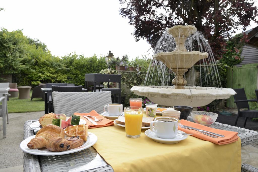 Logis Le Tadorne Hotel Piney Exterior foto