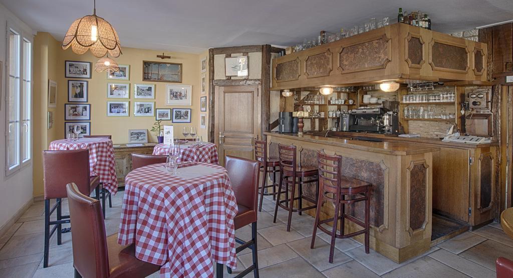 Logis Le Tadorne Hotel Piney Exterior foto